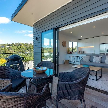 Luna Cottage. Stunning Ocean Views On Waiheke Oneroa Экстерьер фото