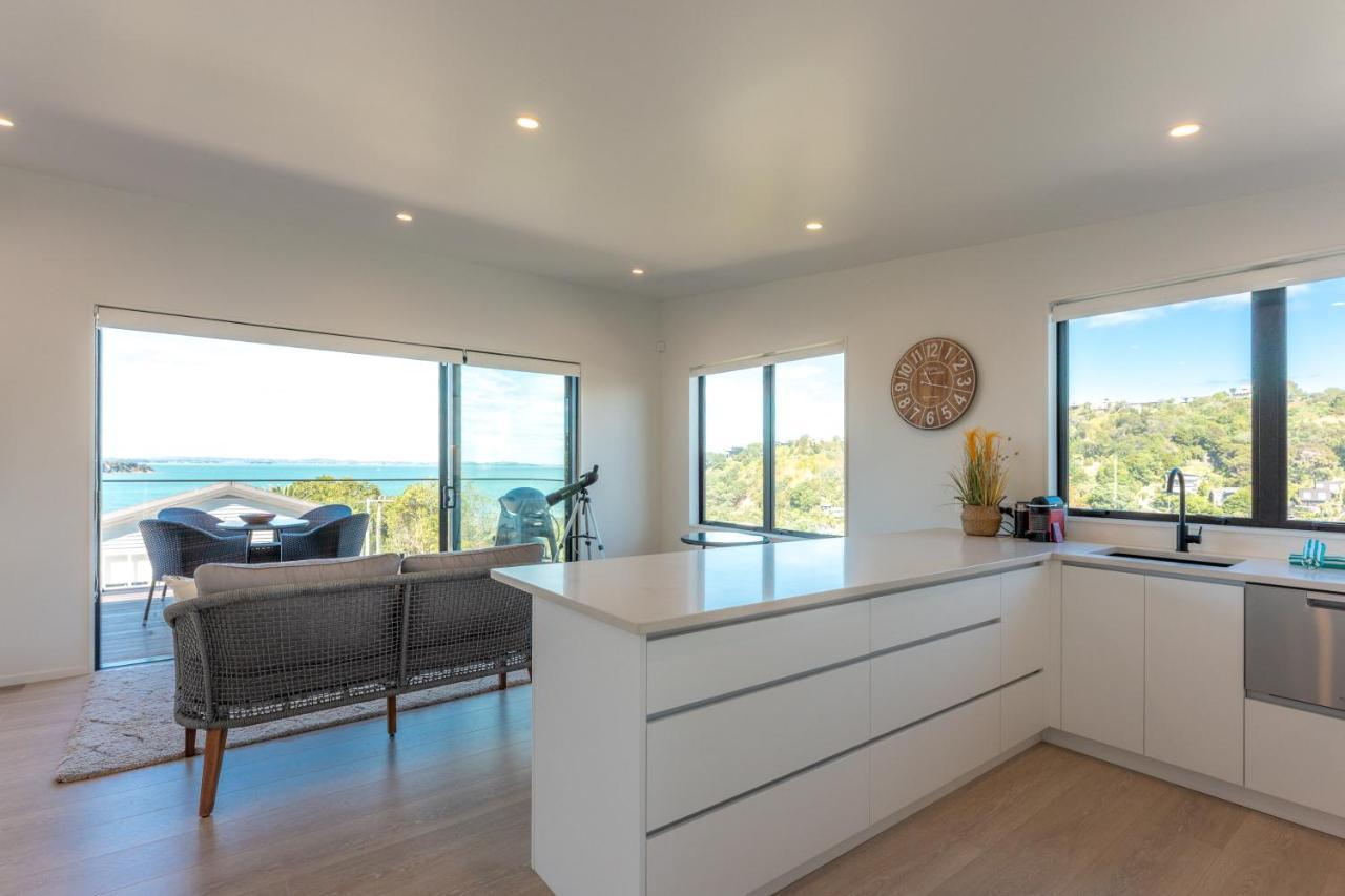Luna Cottage. Stunning Ocean Views On Waiheke Oneroa Экстерьер фото